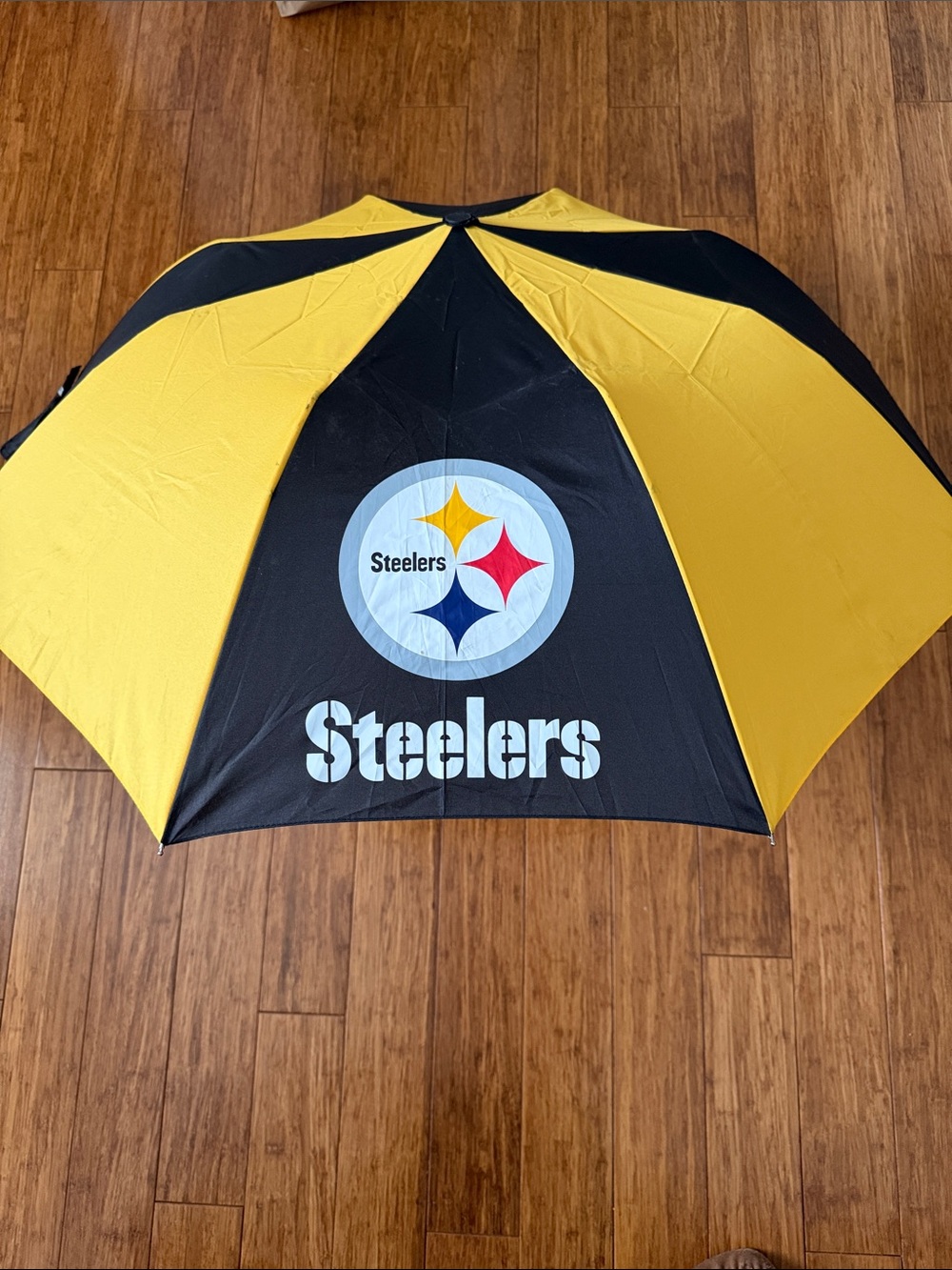 Pittsburgh Steelers Umbrella - Picture 3 of 3